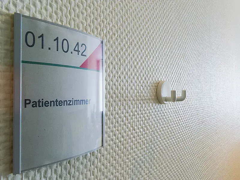 Renovierung von Patientenzimmern und -fluren in einer Klinik, Bild 4 von 6