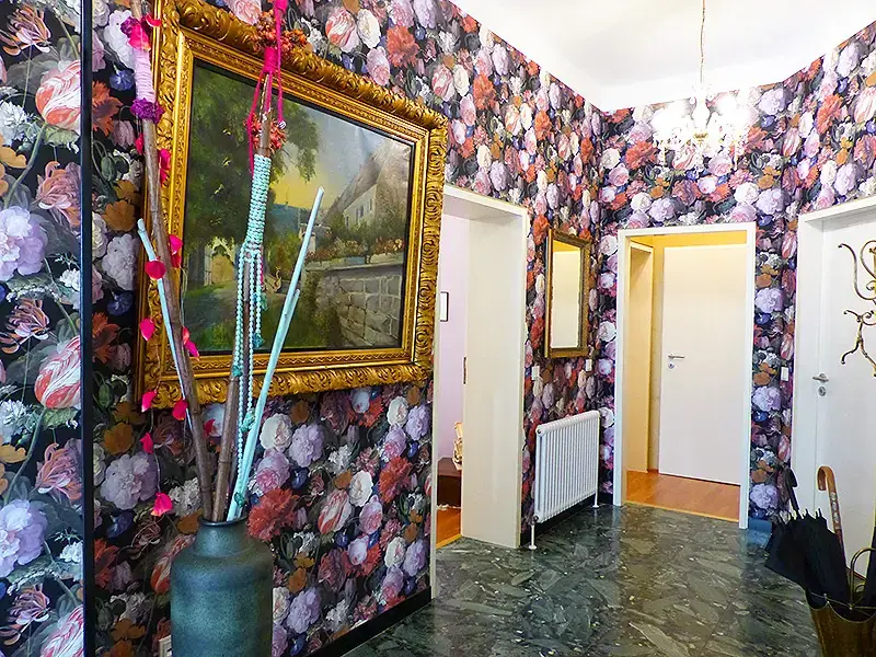Gestaltung eines Flures mit Tapete in einem Jugendstilhaus, Bild 1 von 6