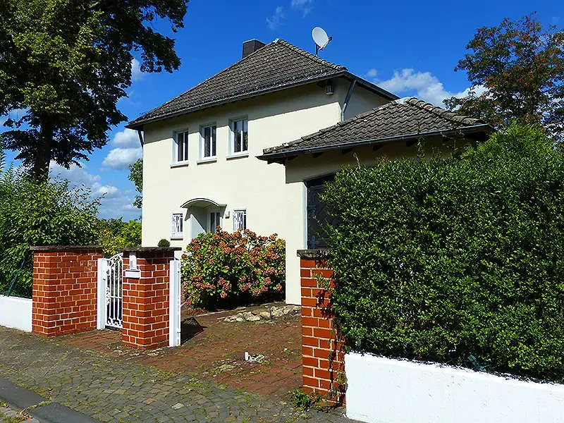 Anstrich einer Fassade, Bild 1 von 6