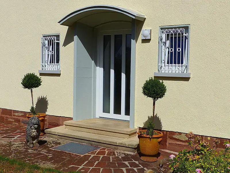 Anstrich einer Fassade, Bild 2 von 6