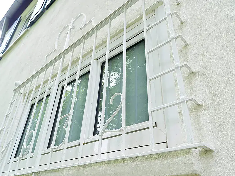 Renovierung einer Altbaufassade aus den 30er Jahren, Bild 3 von 6