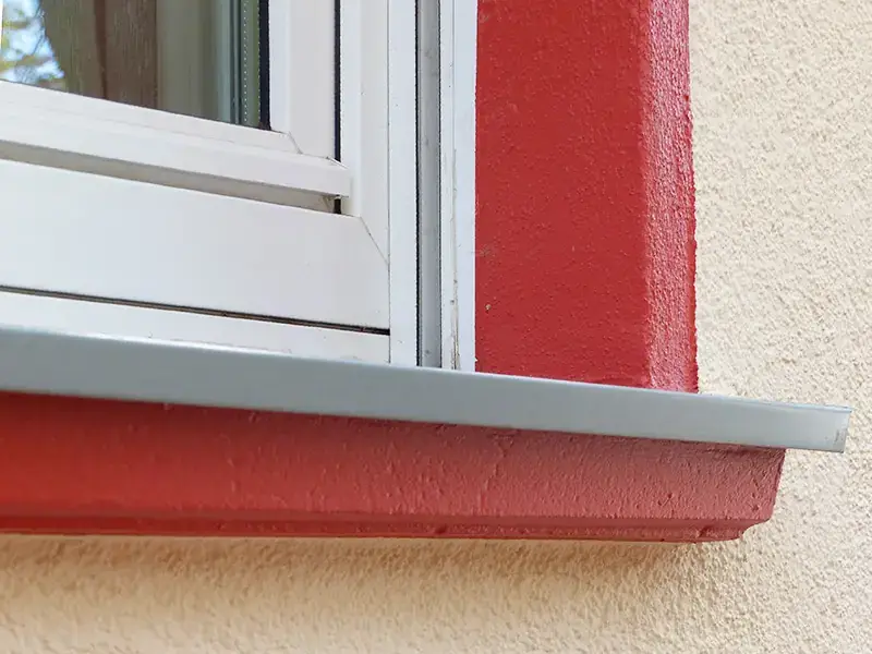 Renovierung einer Fassade aus den 20 er Jahren im Ensembleschutz, Bild 5 von 6