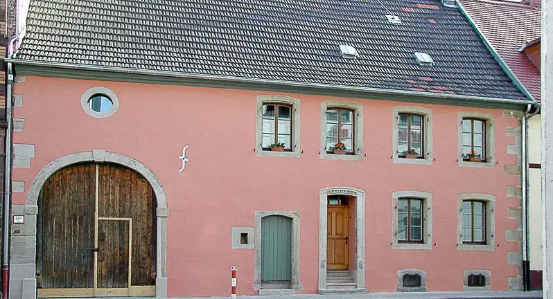 Renovierung der Fassade eines Bauernhauses erbaut 1822, Bild 2 von 5